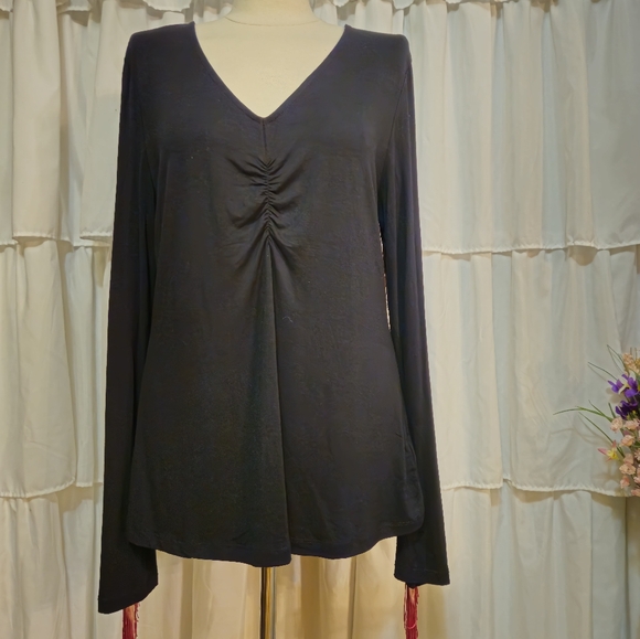 Idyllwind Free Fly Black Fringe Sleeve Top with Ombre Fringe - Picture 5 of 9